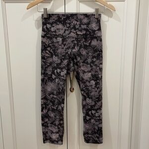 Lululemon Align Pant II ?? Floral Illus—Beautiful Fabric! Excellent Condition! 6